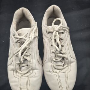 Nike White Low-Top‎ Sneakers Comfortable Design